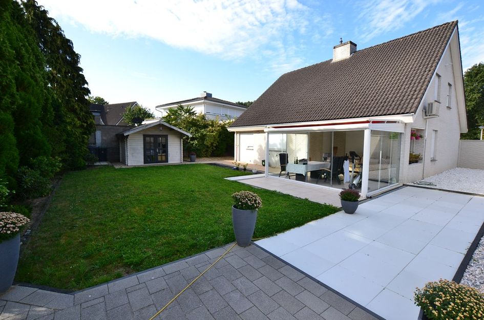 Dokter Limpensstraat 13