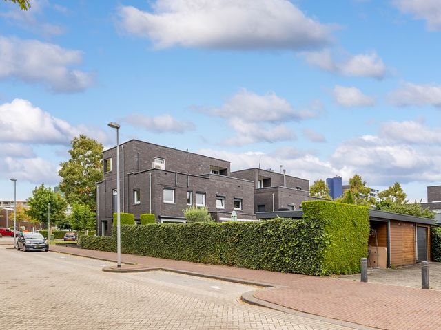 Nansenstraat 2, Veenendaal