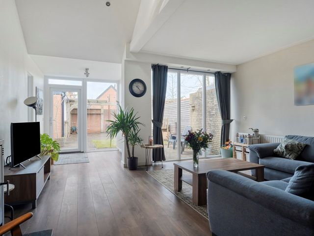 Bilderdijkstraat 22, Bunschoten-Spakenburg