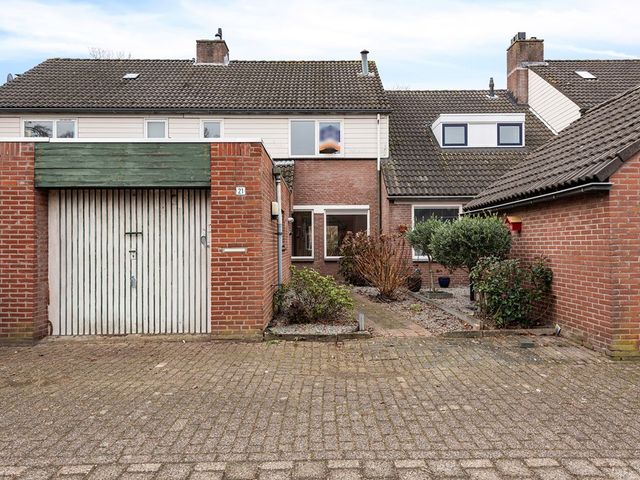 Roussillonhof 21, Eindhoven