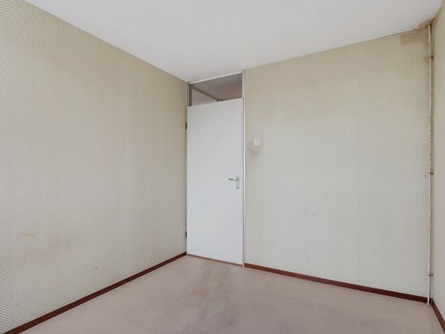 Roussillonhof 21, Eindhoven