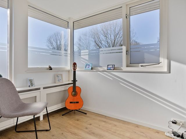 Rondedans 44, Capelle aan den IJssel