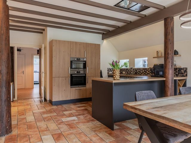 Schoonloërstraat 5, Grolloo