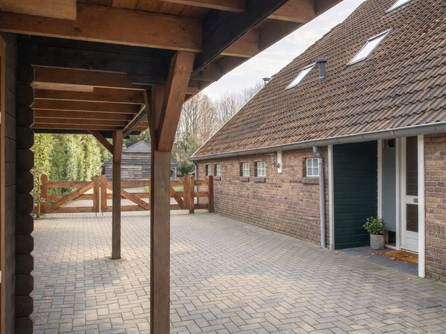 Schoonloërstraat 5, Grolloo