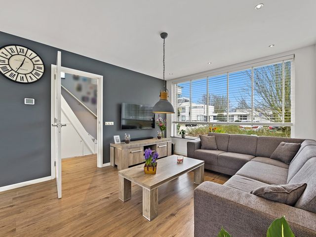 Doelstraat 21, Maasland