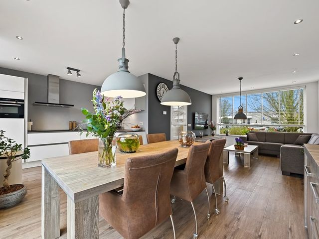 Doelstraat 21, Maasland