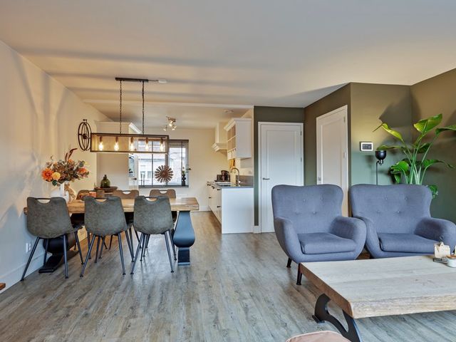 Hollandia 167, Veenendaal