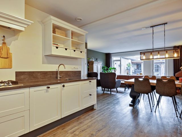 Hollandia 167, Veenendaal