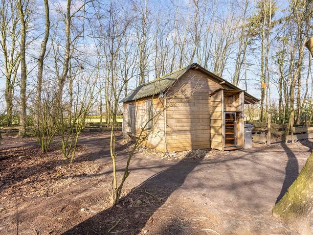 Vennootsweg 21, Een-West