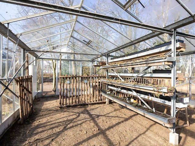 Vennootsweg 21, Een-West