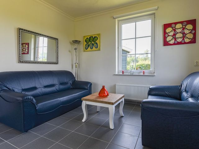 Verlengde Vennen 25, Vlagtwedde