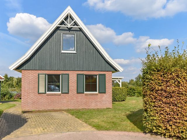 Verlengde Vennen 25, Vlagtwedde