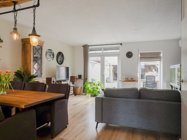 Walkottelanden 96, Enschede