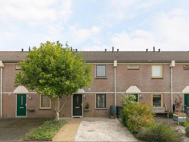 Dragonberg 32, Roosendaal