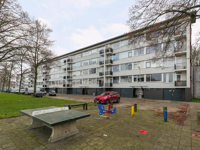 Jacob van Ruijsdaelstraat 38B, Roosendaal