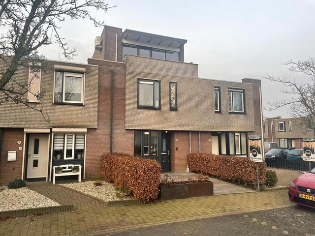 Klaproosberg 30, Roosendaal