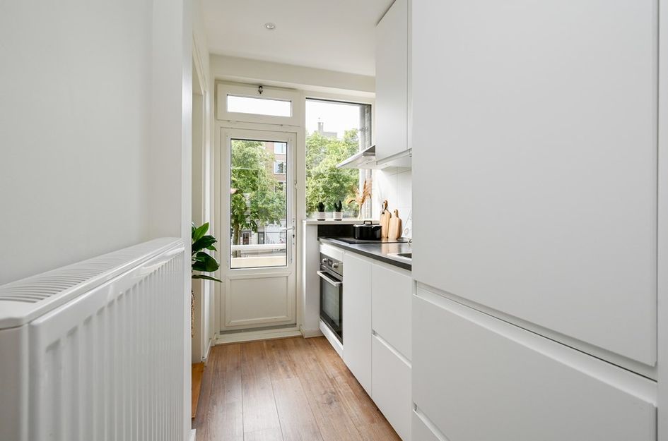 Admiraal de Ruyterweg 37B