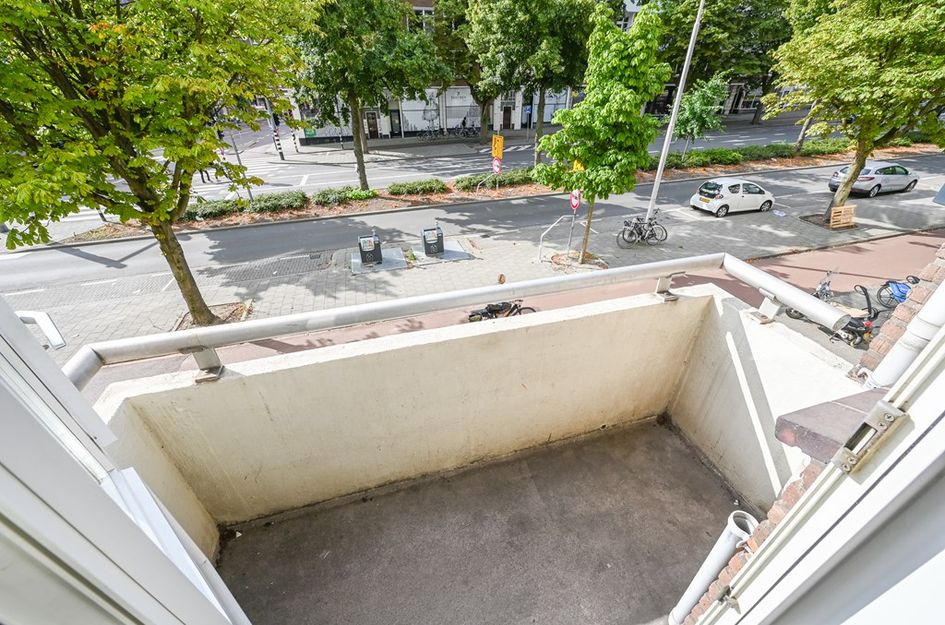 Admiraal de Ruyterweg 37B