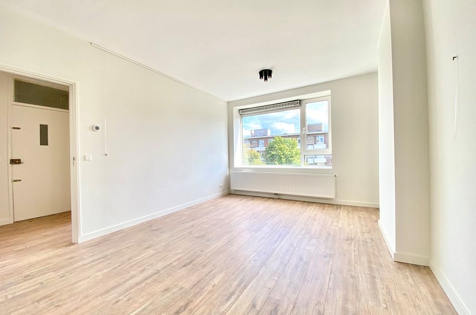 Admiraal de Ruyterweg 43D