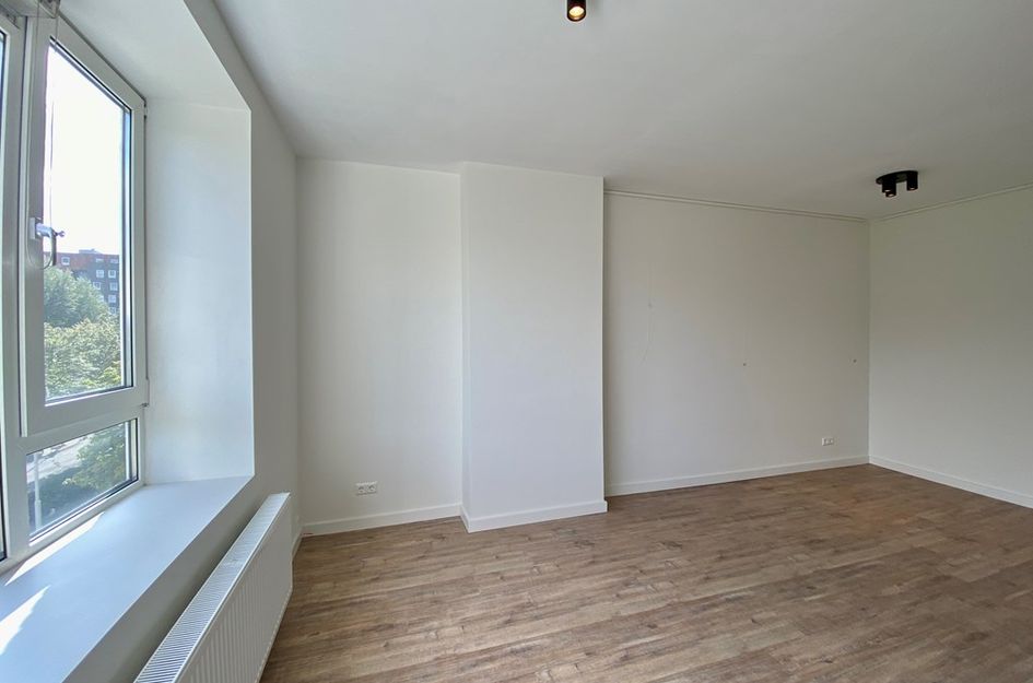 Admiraal de Ruyterweg 43D