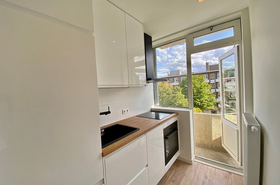 Admiraal de Ruyterweg 43D