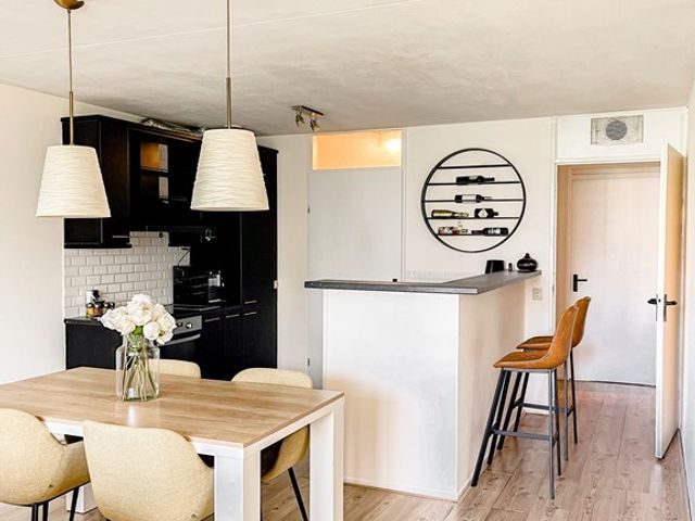 Omval 399, Amsterdam