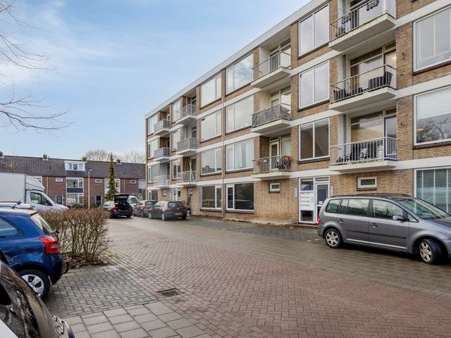 Ruysdaelhof 40, Voorschoten