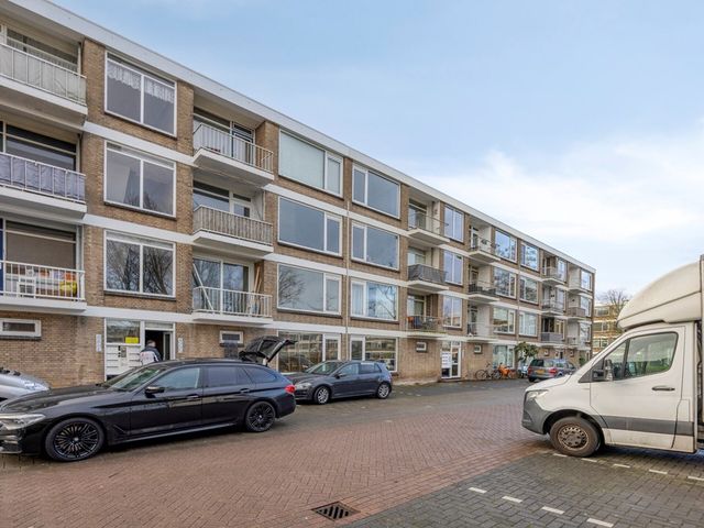 Ruysdaelhof 40, Voorschoten