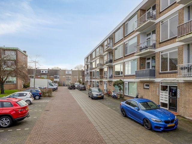 Ruysdaelhof 40, Voorschoten