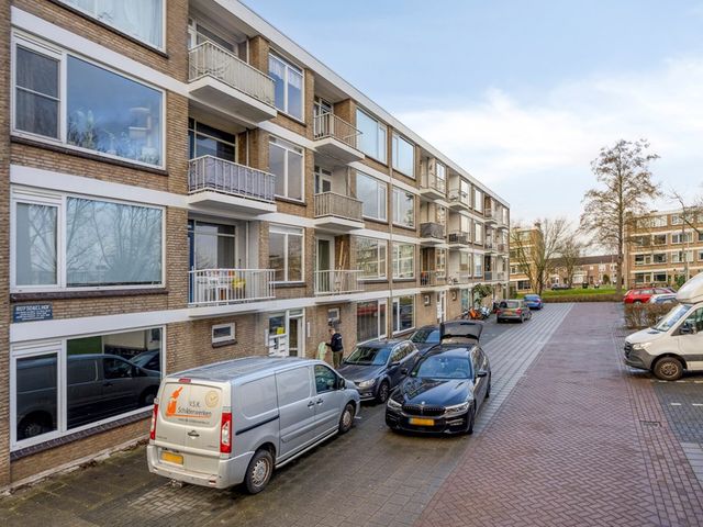 Ruysdaelhof 40, Voorschoten