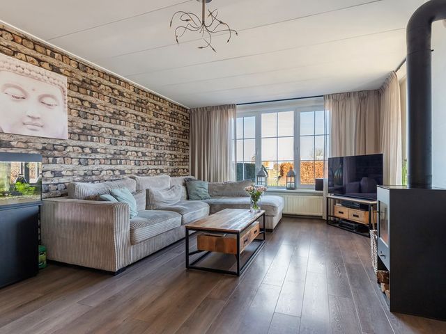 Eerbeekseweg 132, Loenen