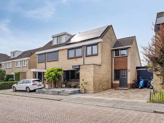 Bilderdijkstraat 24, Bunschoten-Spakenburg
