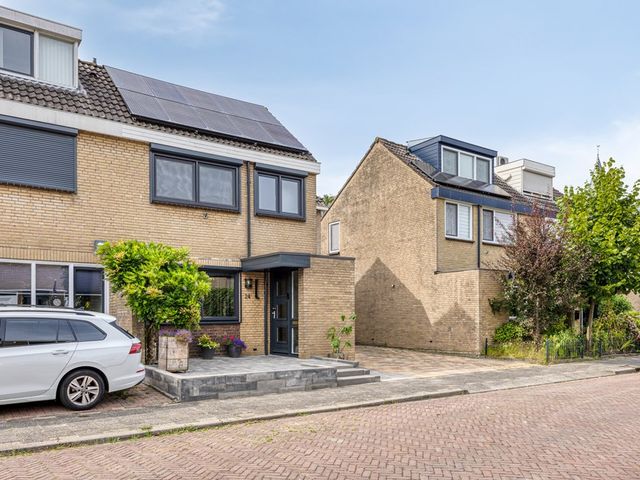 Bilderdijkstraat 24, Bunschoten-Spakenburg