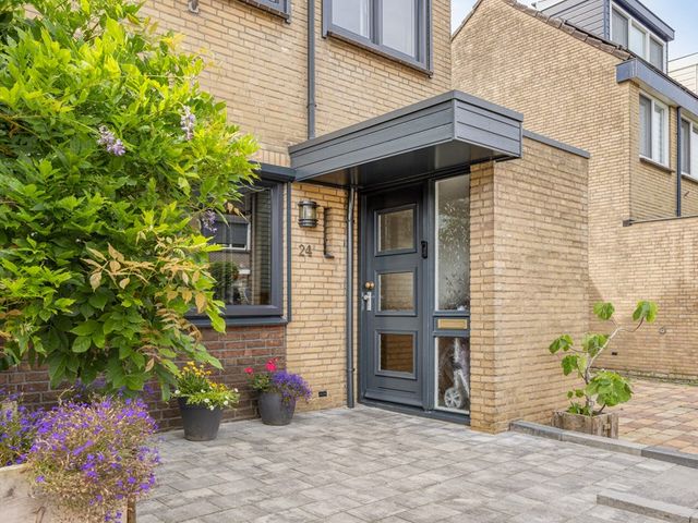 Bilderdijkstraat 24, Bunschoten-Spakenburg