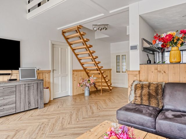 Bilderdijkstraat 24, Bunschoten-Spakenburg