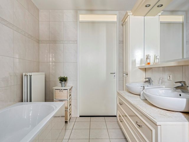 Neptunuskade 119, Leiden