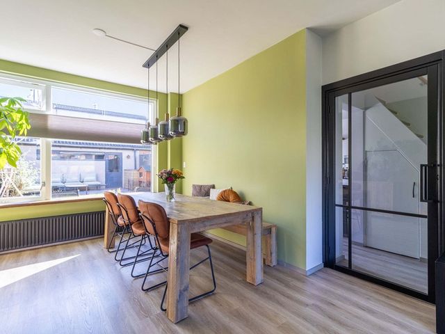 Almarestraat 16, Bunschoten-Spakenburg