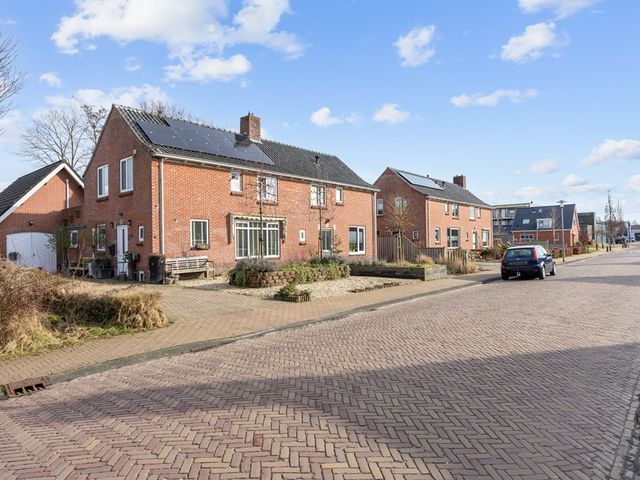 Raadhuisstraat 2, Marum