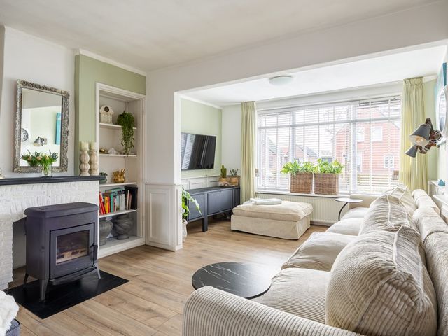 Raadhuisstraat 2, Marum