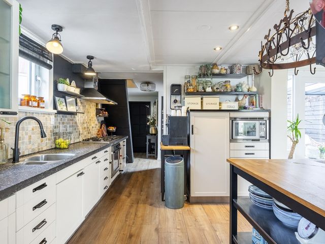 Raadhuisstraat 2, Marum