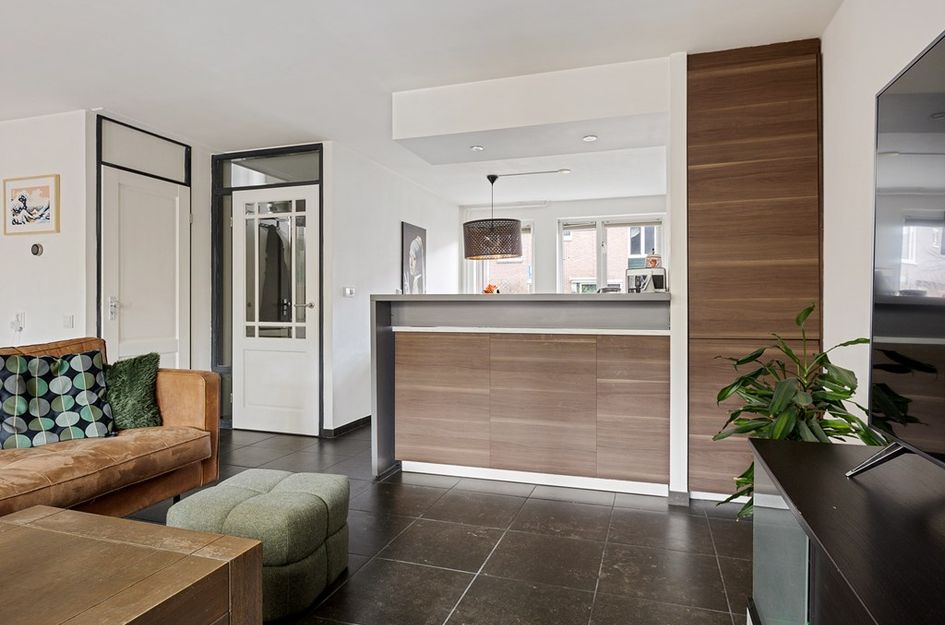 A Romein-Verschoorstr 19