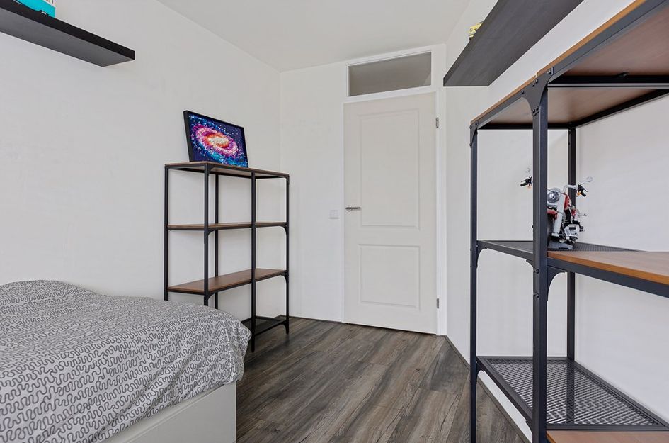 A Romein-Verschoorstr 19