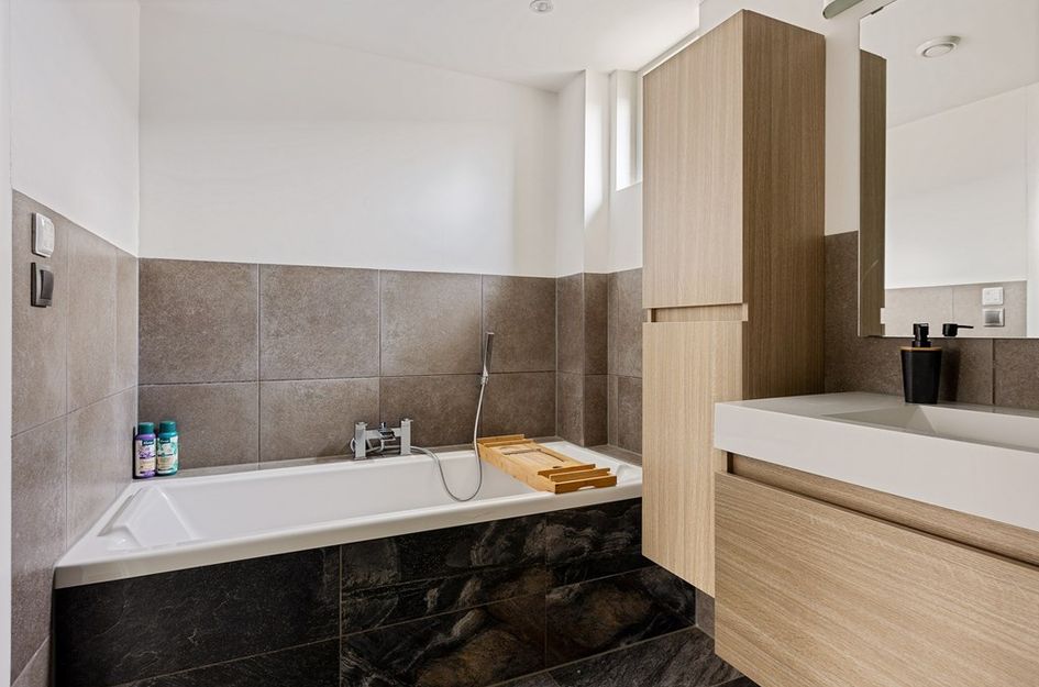 A Romein-Verschoorstr 19