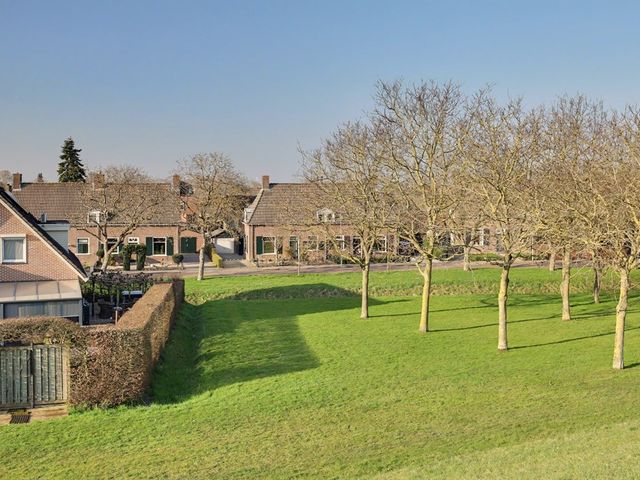 Bevrijdingssingel 15, Ochten