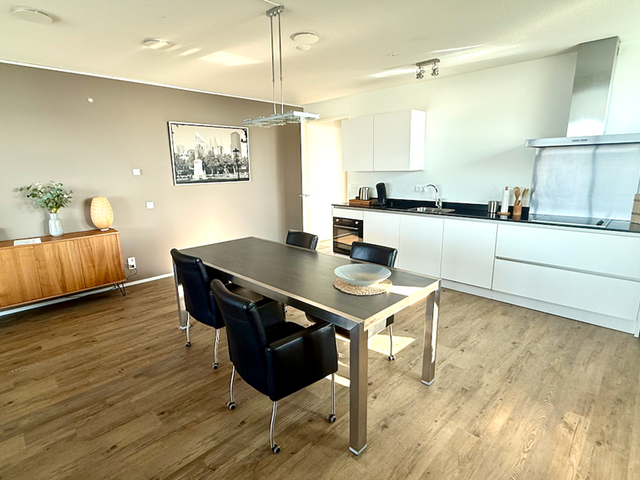 Anna Van Buerenplein 270, Den Haag