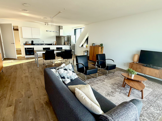 Anna Van Buerenplein 270, Den Haag