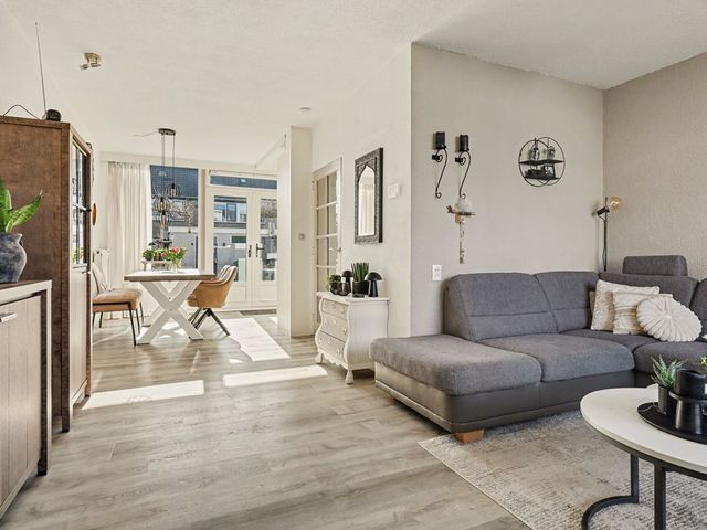 Hazelaarstraat 36, Puttershoek