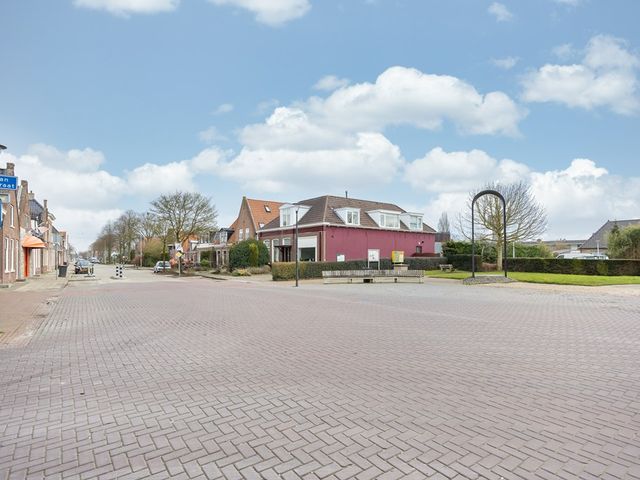 Oosteinde 10, St.-Jacobiparochie