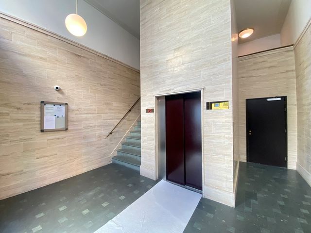 Ernest Groosmanplein 13, Rotterdam