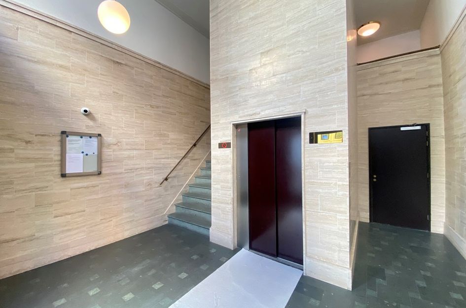 Ernest Groosmanplein 13